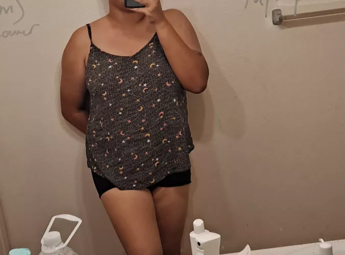 [F] welcome to my cluttered bathroom lol