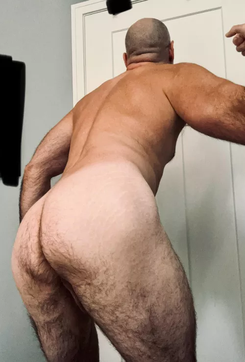 Hairy old ass 