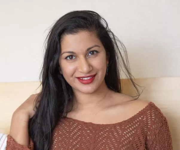 How did you first become a fan of Devi? 🌟