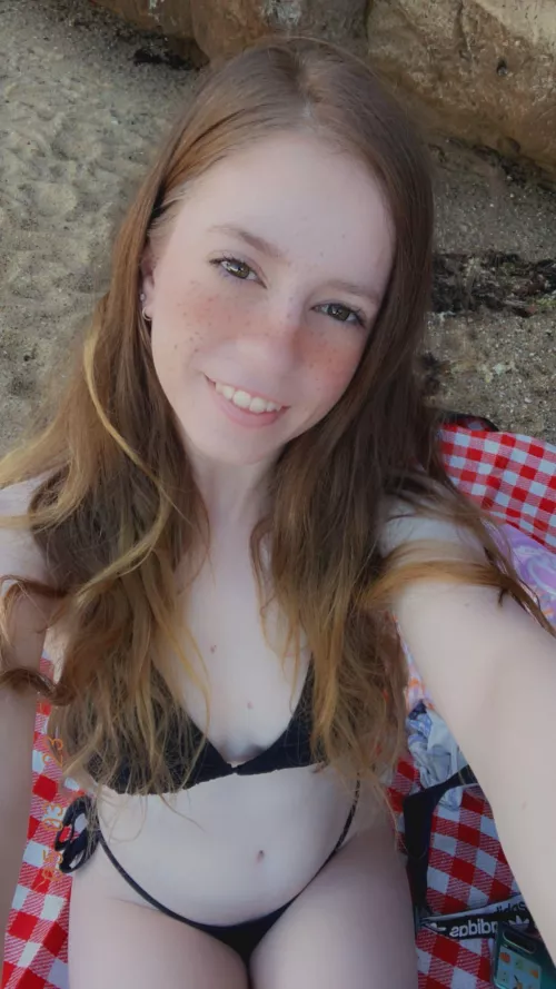 i hope i’m the cutest in your eyes 💞