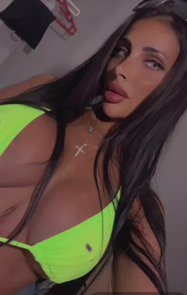 i just wanna get cuddled