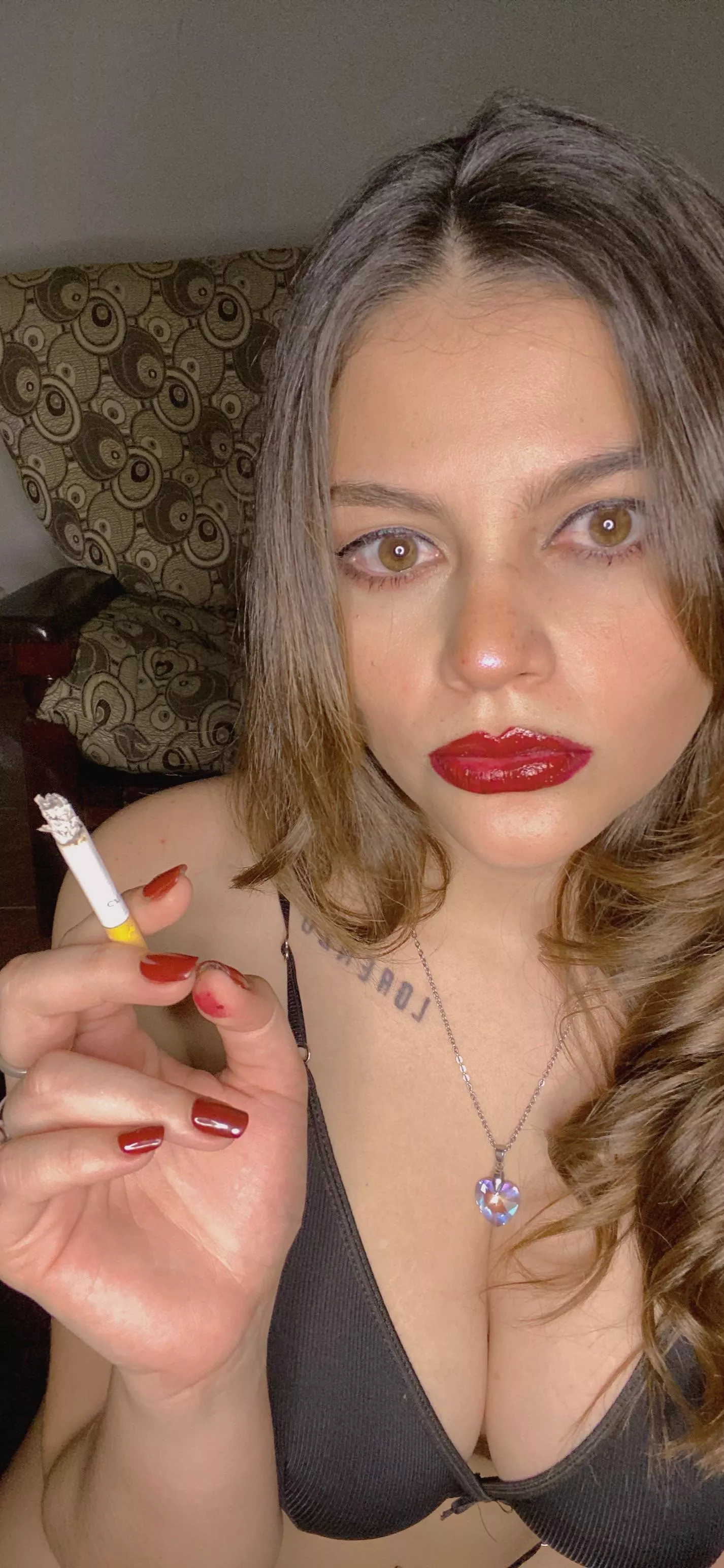 I want you to know that I love smoking and you can guess how many I smoke a day 🔥