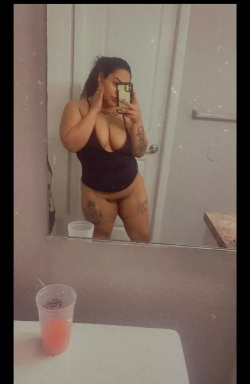 Let’s play babes 🥵😈