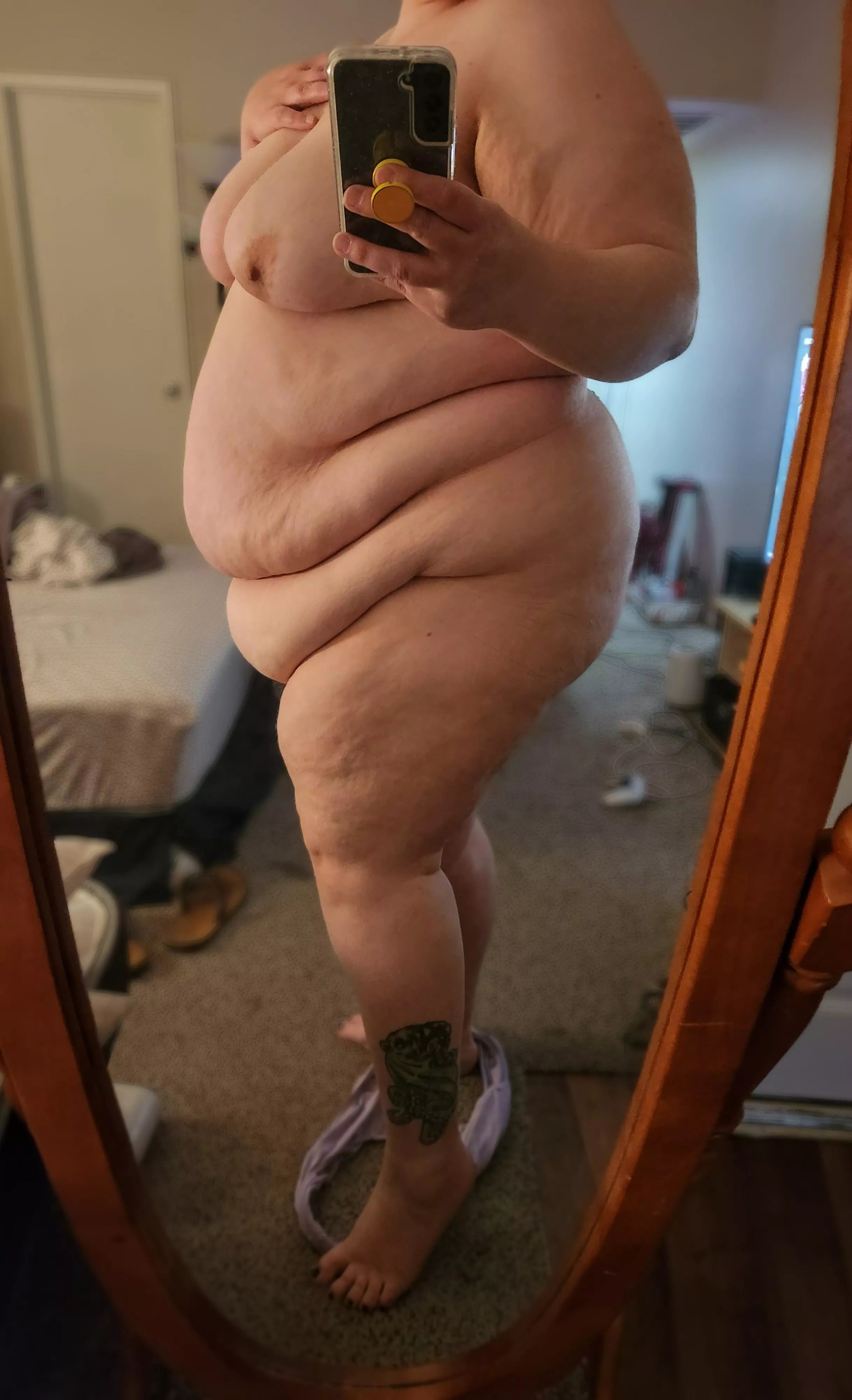 Let's stay naked all weekend 🥰