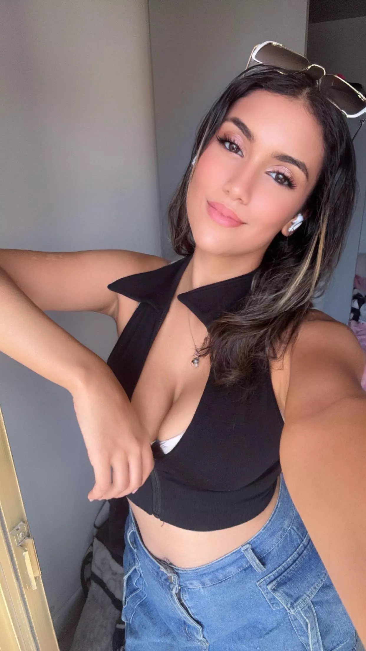 Making some room for your face inside my pit... ready for a pitstop? 