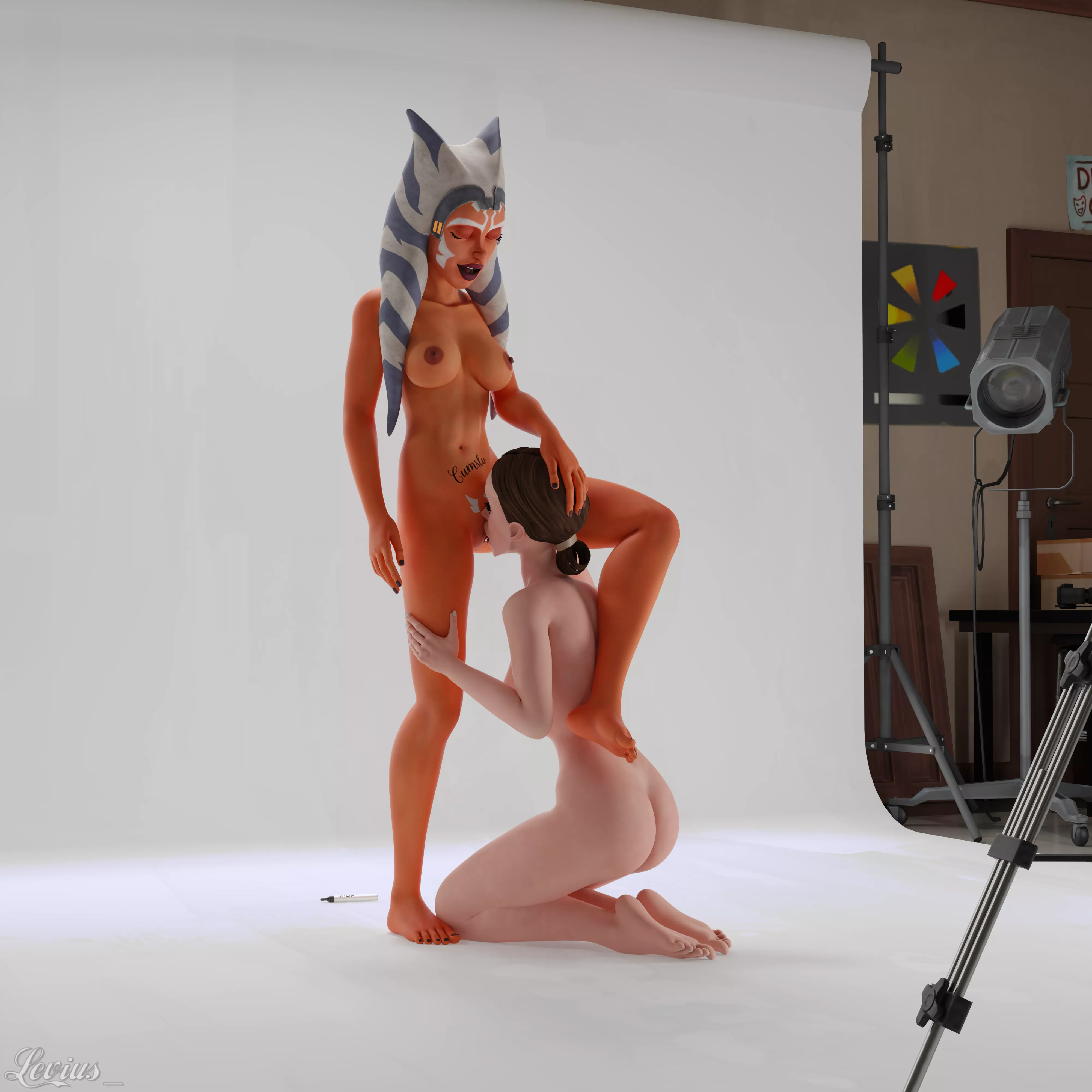 Padme helping Ahsoka with their photo shoot! 2/2 | (Levius_)