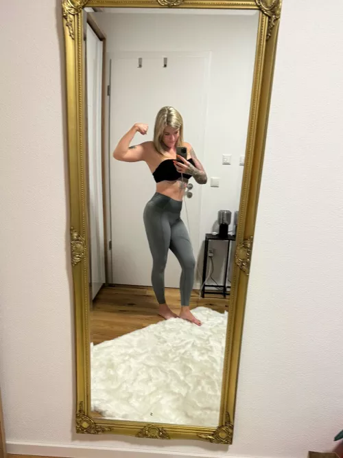 Single moms don't break, we just become stronger with each lift.