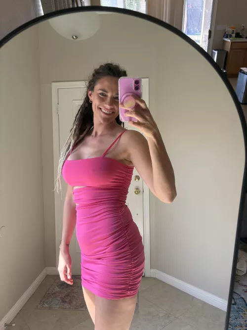 This dress makin me feel fly 