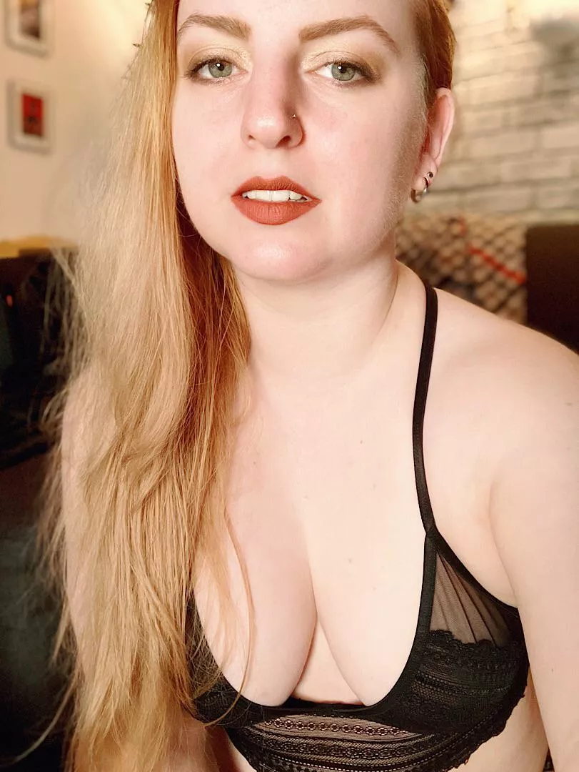 Tune In To Turn On - Come play with me