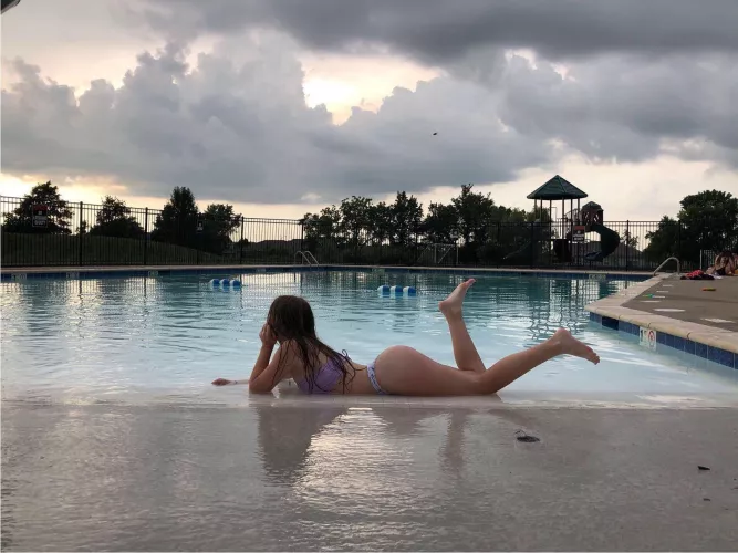 Why is it so fun to wear bikinis! 