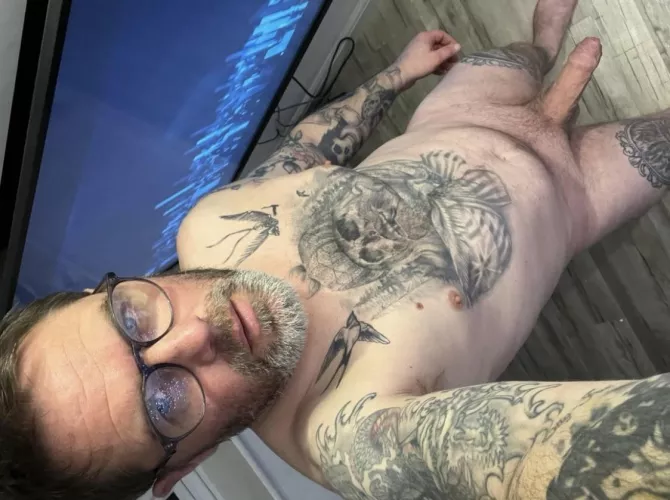 You think my glasses suit me 