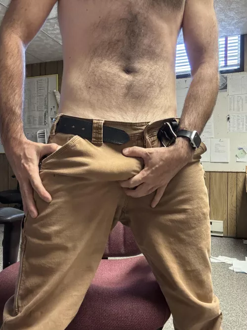 (35) Divorced Dad looking for fun at work 