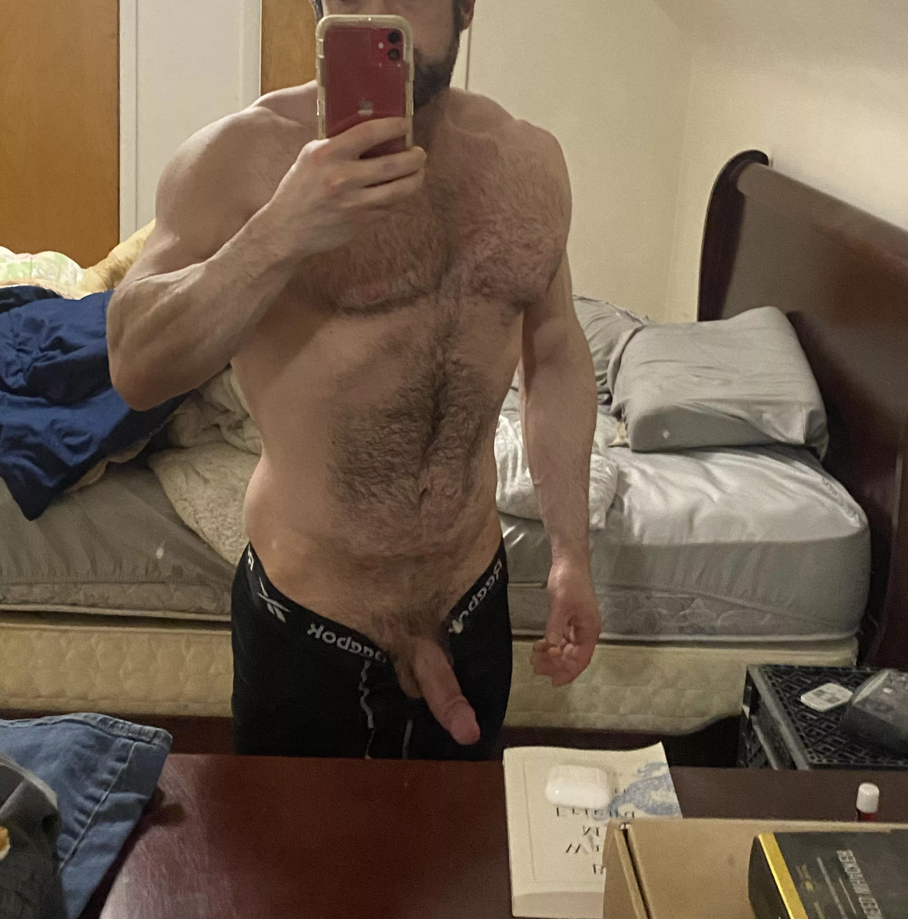 (39) it’s the weekend let’s make the best of it!! 