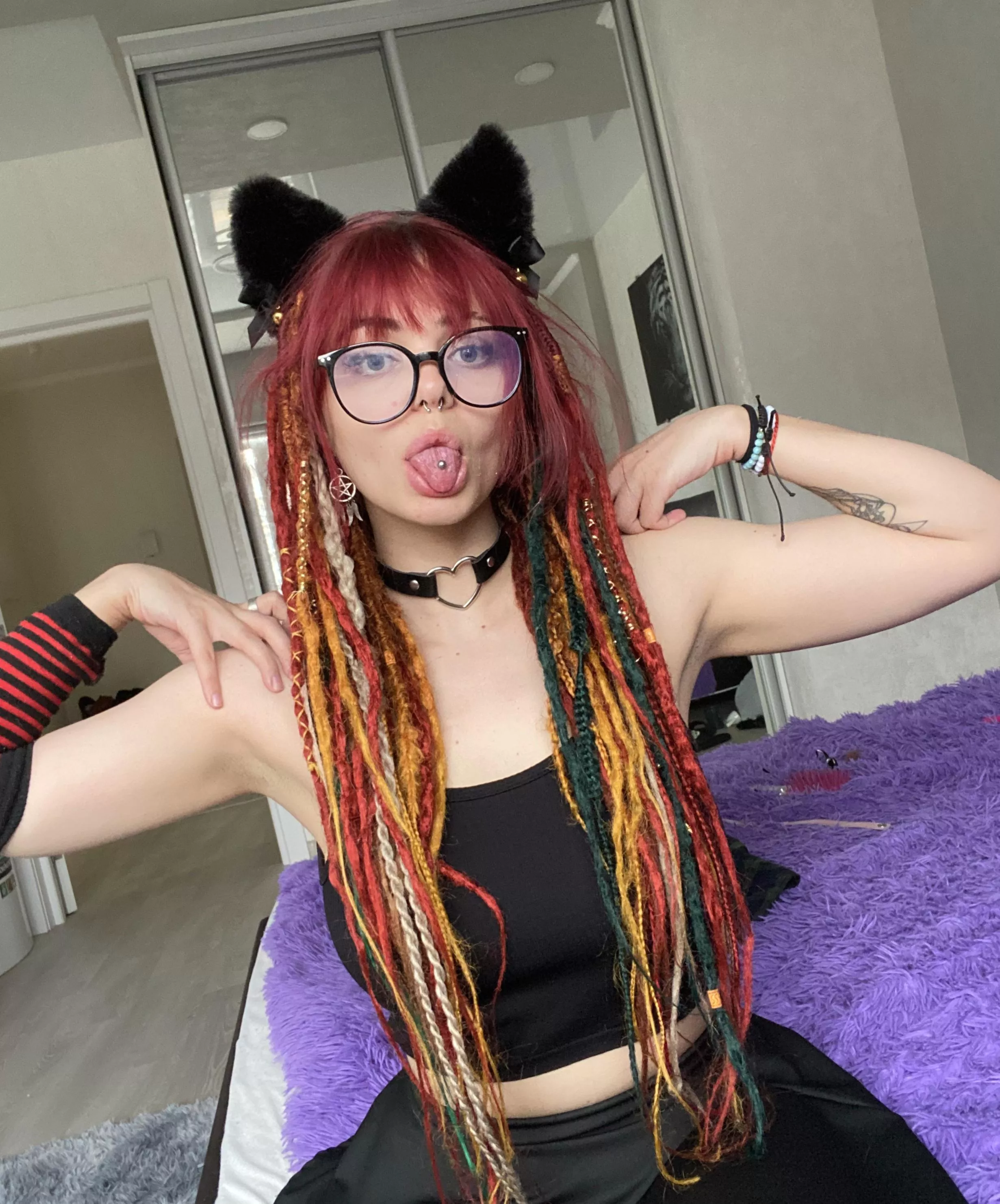 Domesticate this cat girl or keep me wild