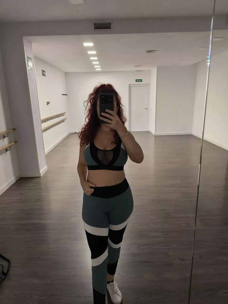 Everything is a cleavage if your tits are big enough