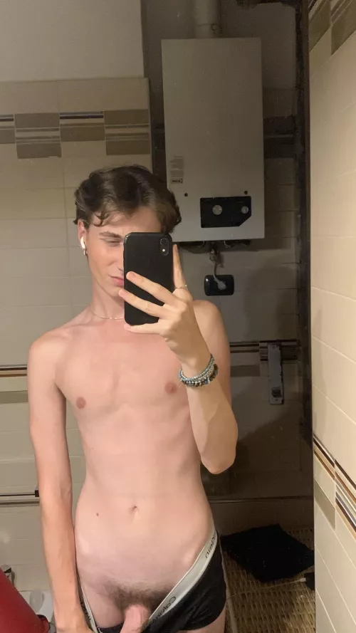 Gotta cum before sleeping doctor says..