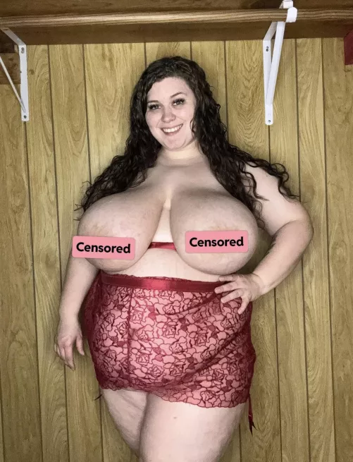 Hello I’m Goddess Luna! 6 years of experience! I’m a natural switch! I offer [fet] friendly content. Come jerk off to my big natural tits during [cam] or get blown up with [pic] [vid]. Customizable content [pic] [rate] [vid] [aud]