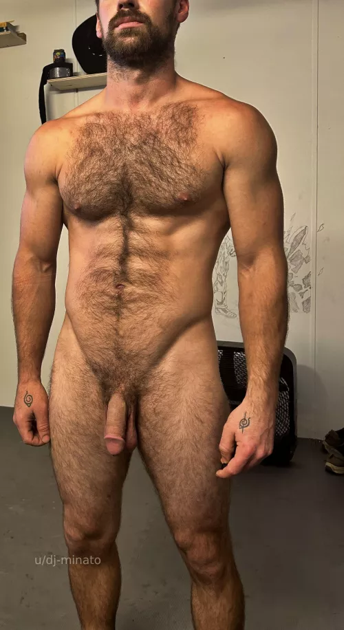 I hope you don't mind me showing off my hairiness here