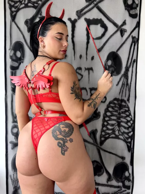 I'm here for your punishment babe ;)