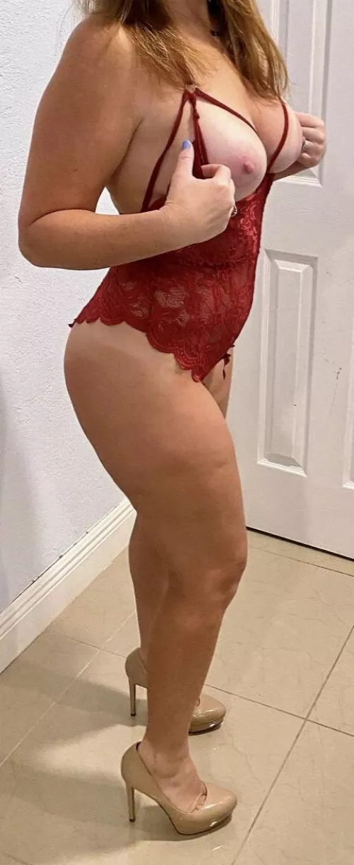 Is there a better combo than tits and heels?