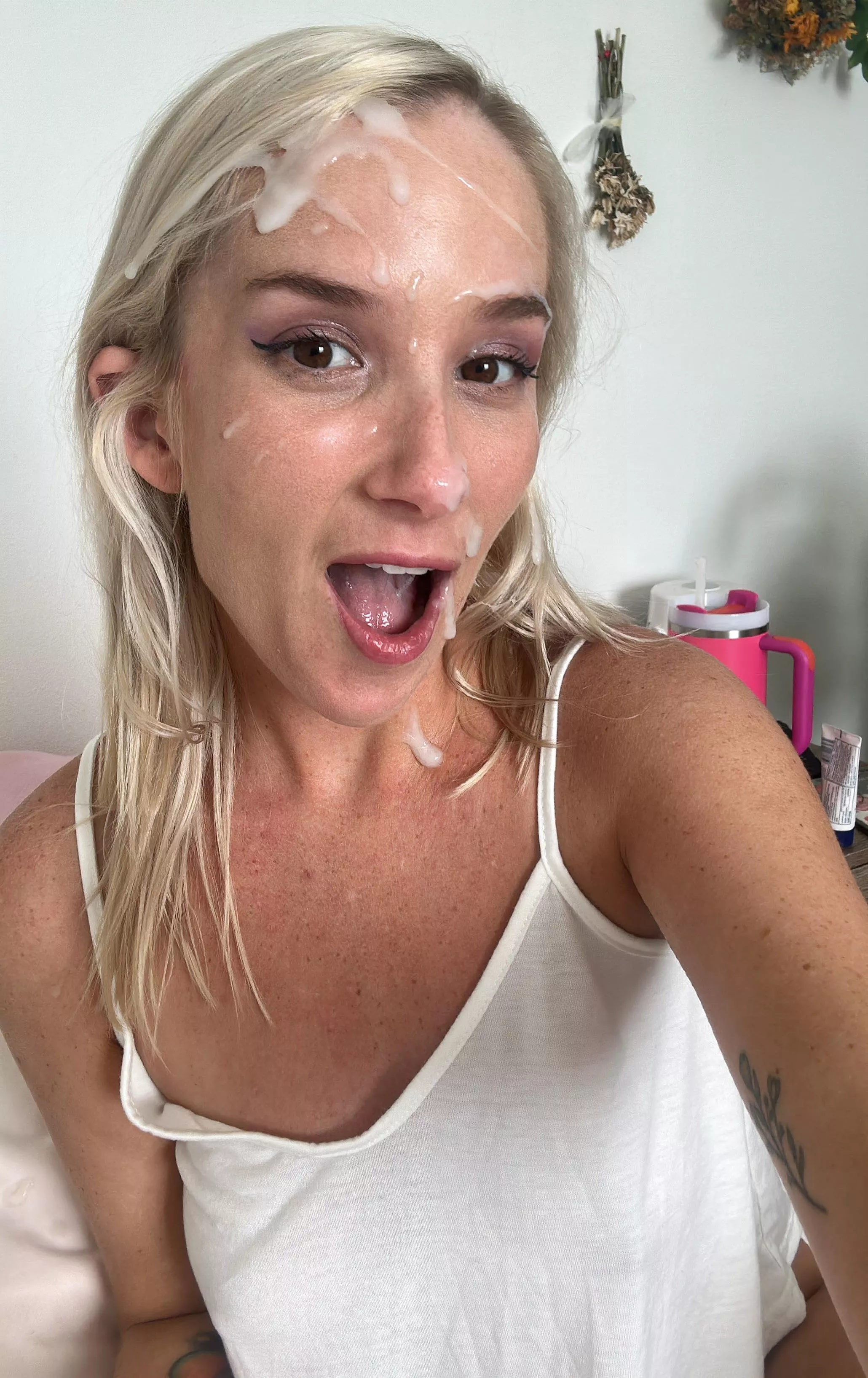 It took me 2 hair washes to get this cum out