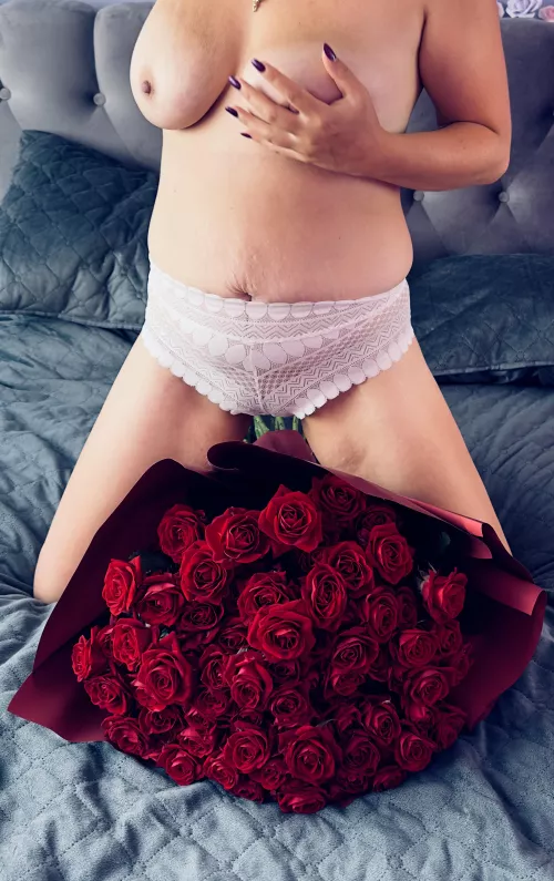 Mommy have a natural and comfortable place where to put your face