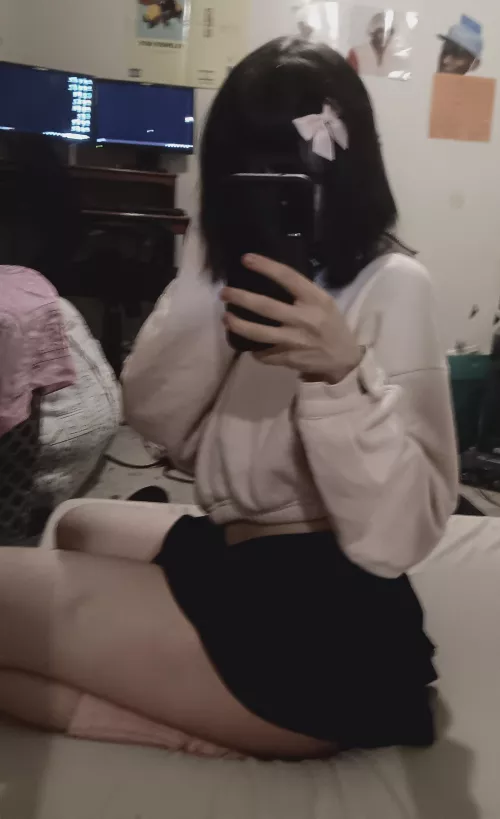 my dad walked in right after i took this 😶