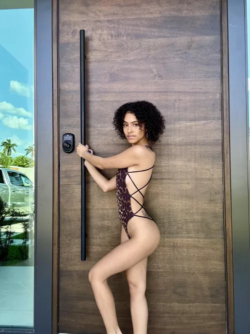 Small and irresistible