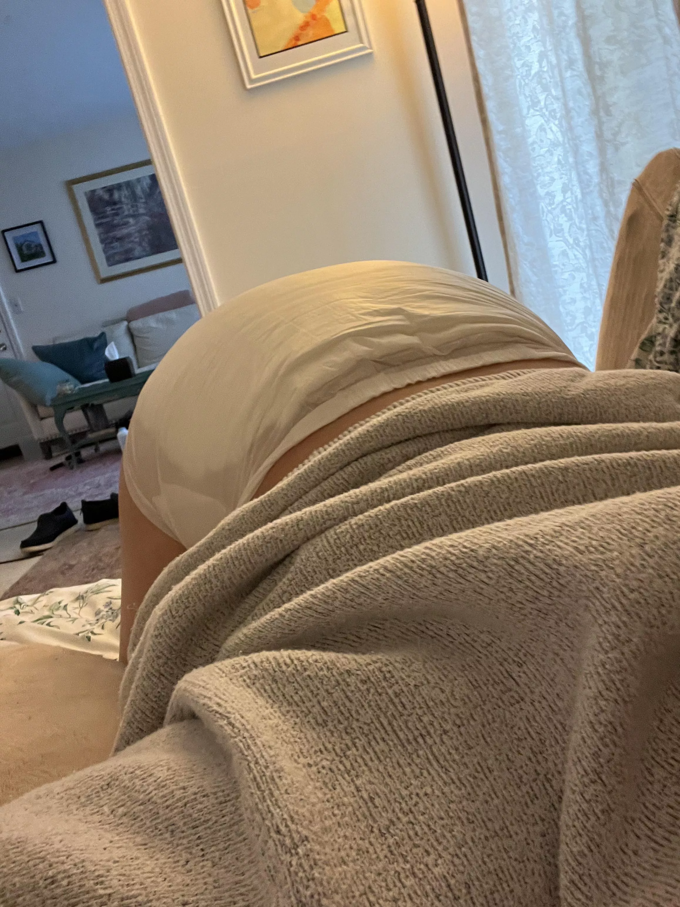 ran away from college to be baby for the day with daddy <3