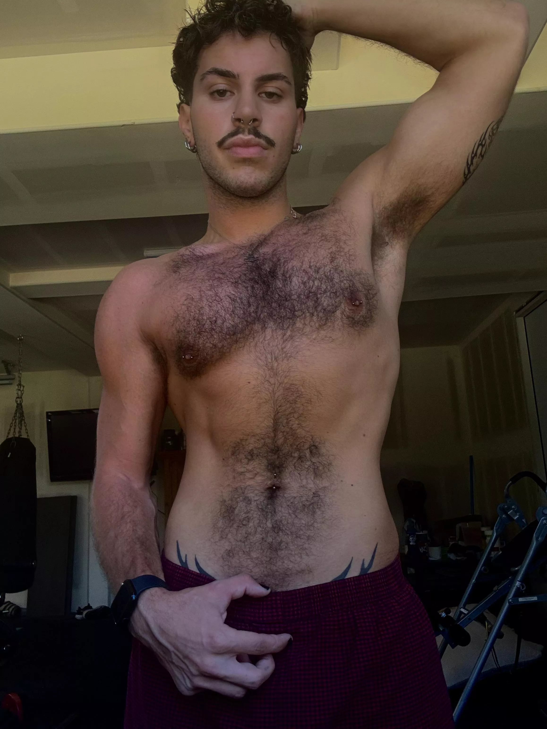 sooo sweaty and musky