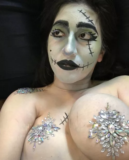 Weird and sparkly, I’m a zombie