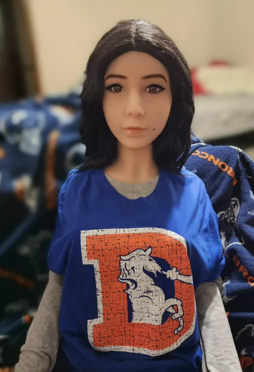 Winning Sundays are cuddling on the couch watching the Denver Broncos win in throwback unis 🥳