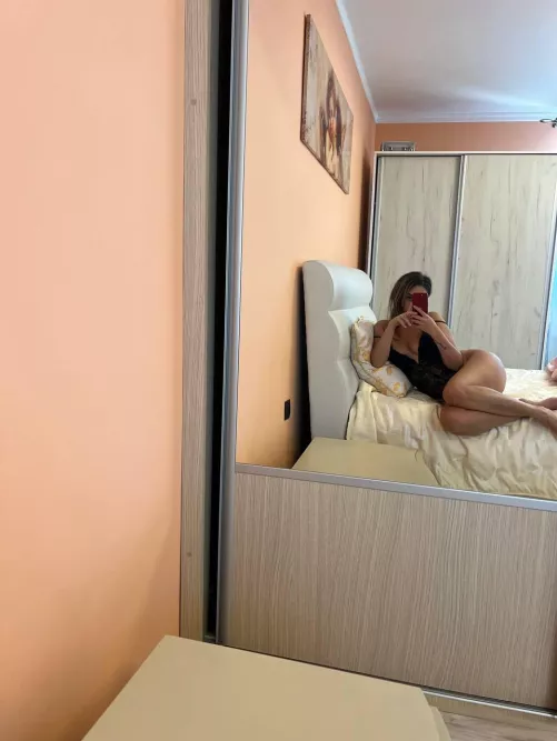 would you fuck this thick 20yo virgin