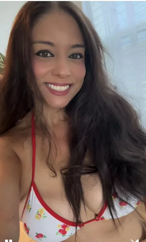 44F do you like older moms 