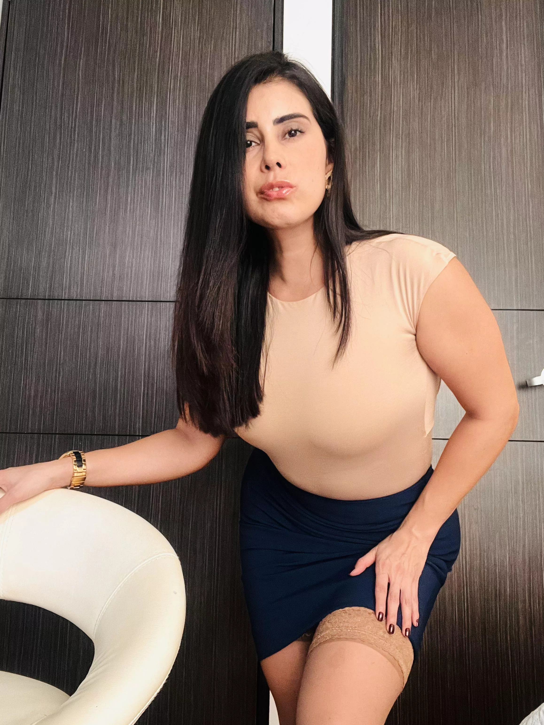 Do I dress better than your wife?