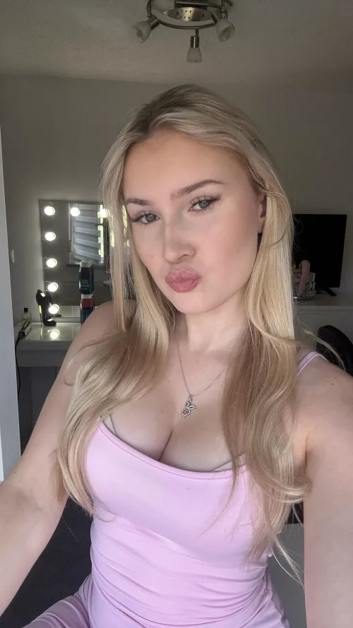 Fit blondes are worth a try