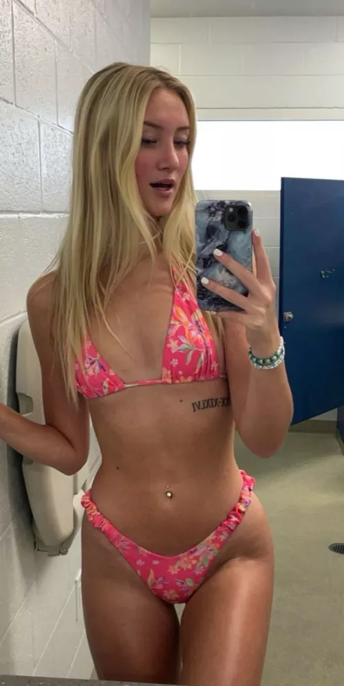 I look hot in this new bikini