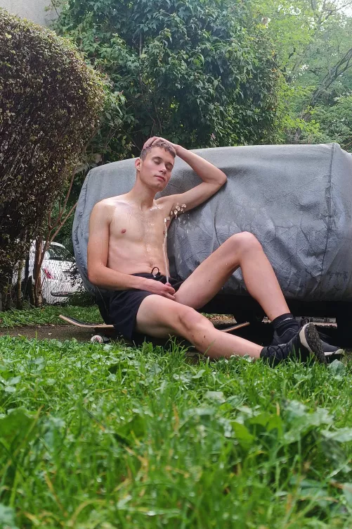 Outdoor ! The riskier, the better, don't you agree ?