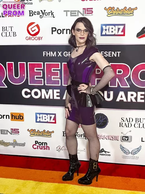 Outfit for an adult prom I went to ^.^