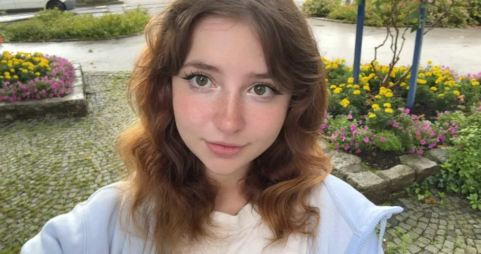 second guessing if i really look classy today