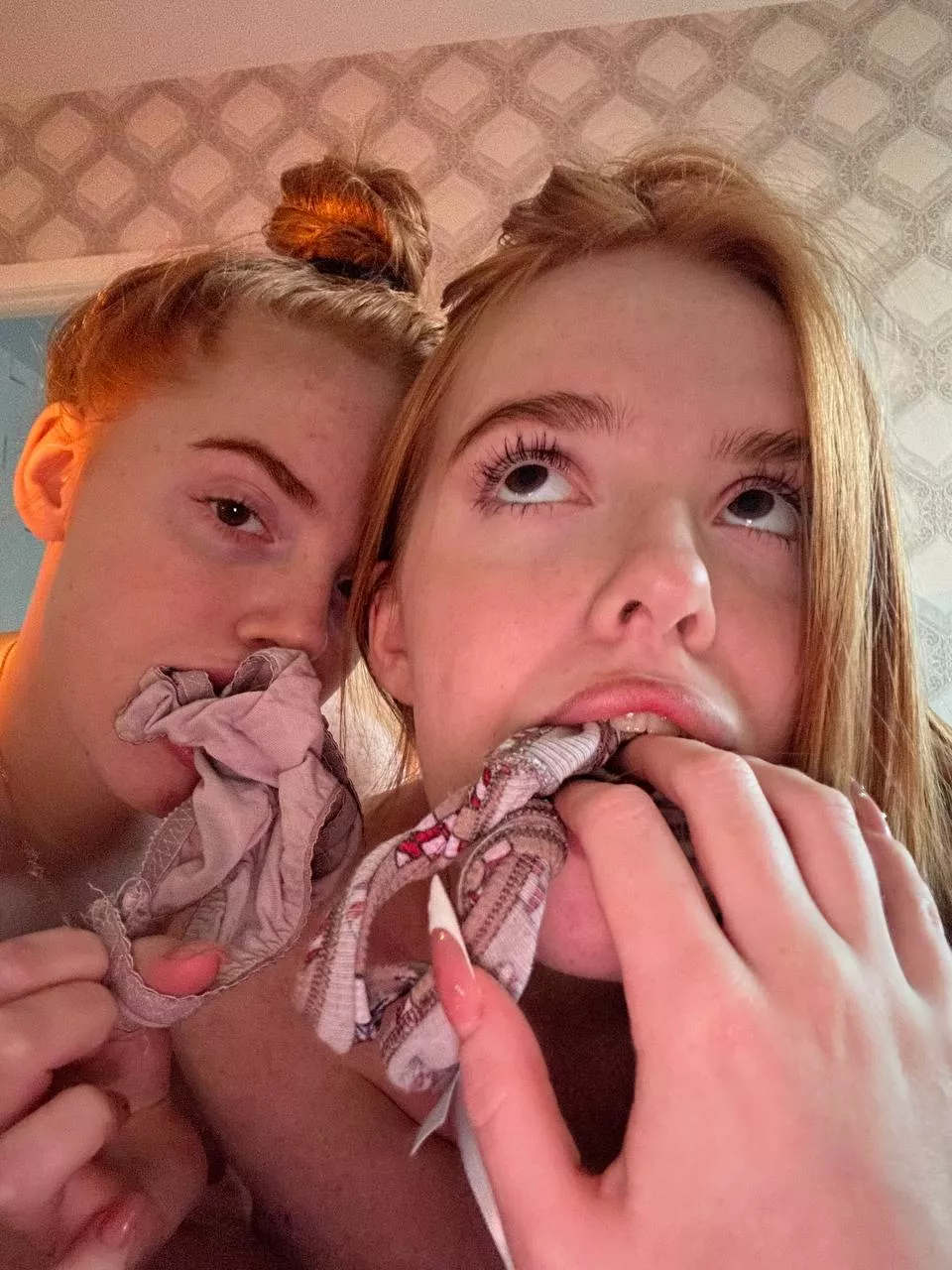 She shoved her panties in my mouth and I didn't remain in debt