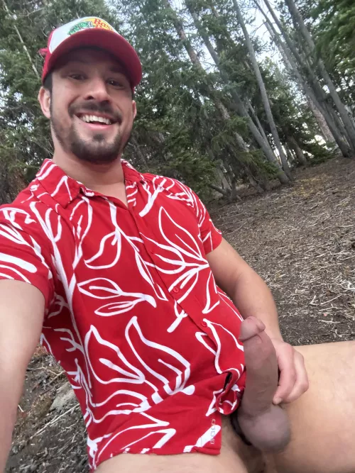 Showing off in the woods 🌲