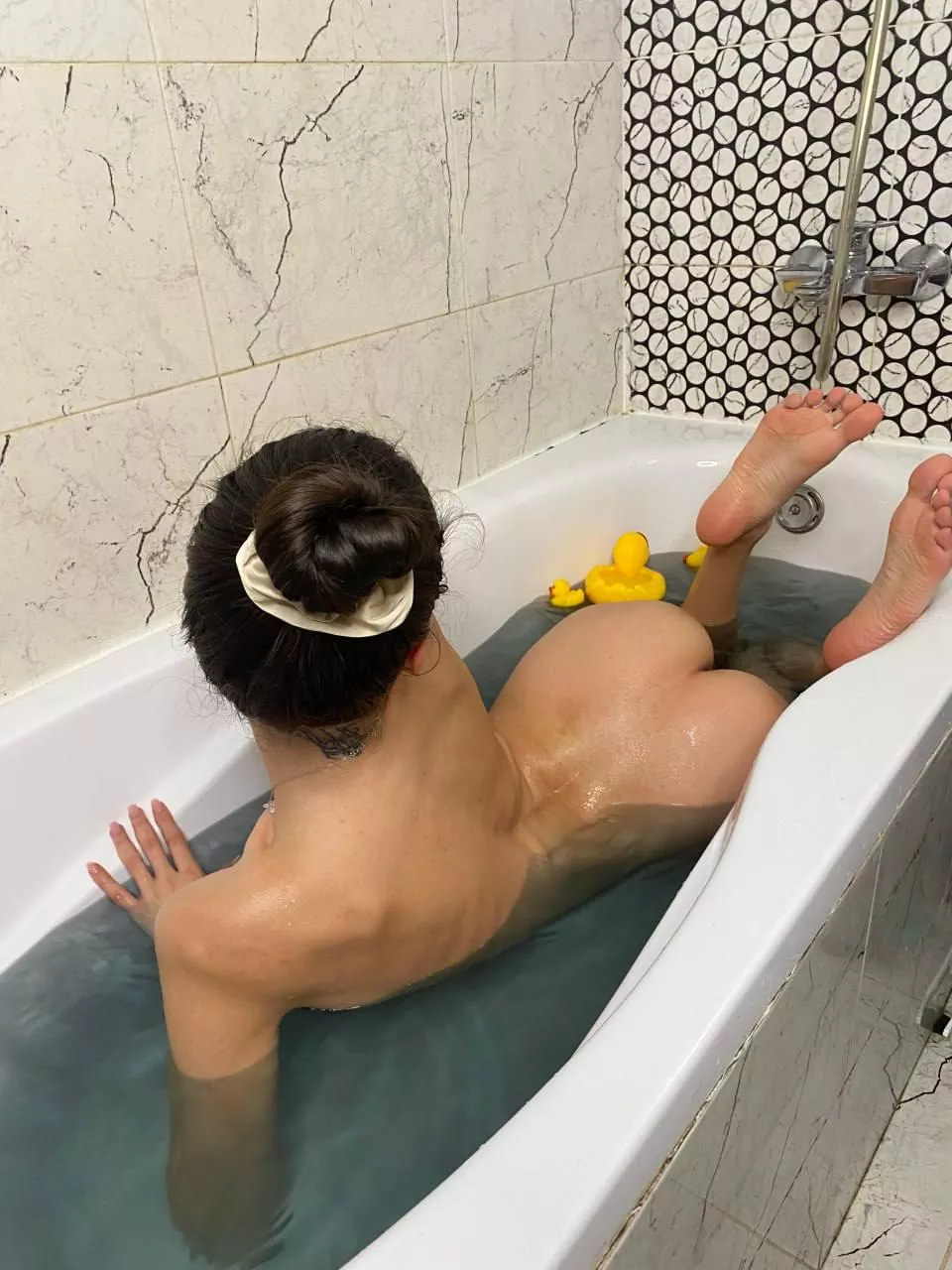 Would anyone like a back rub?