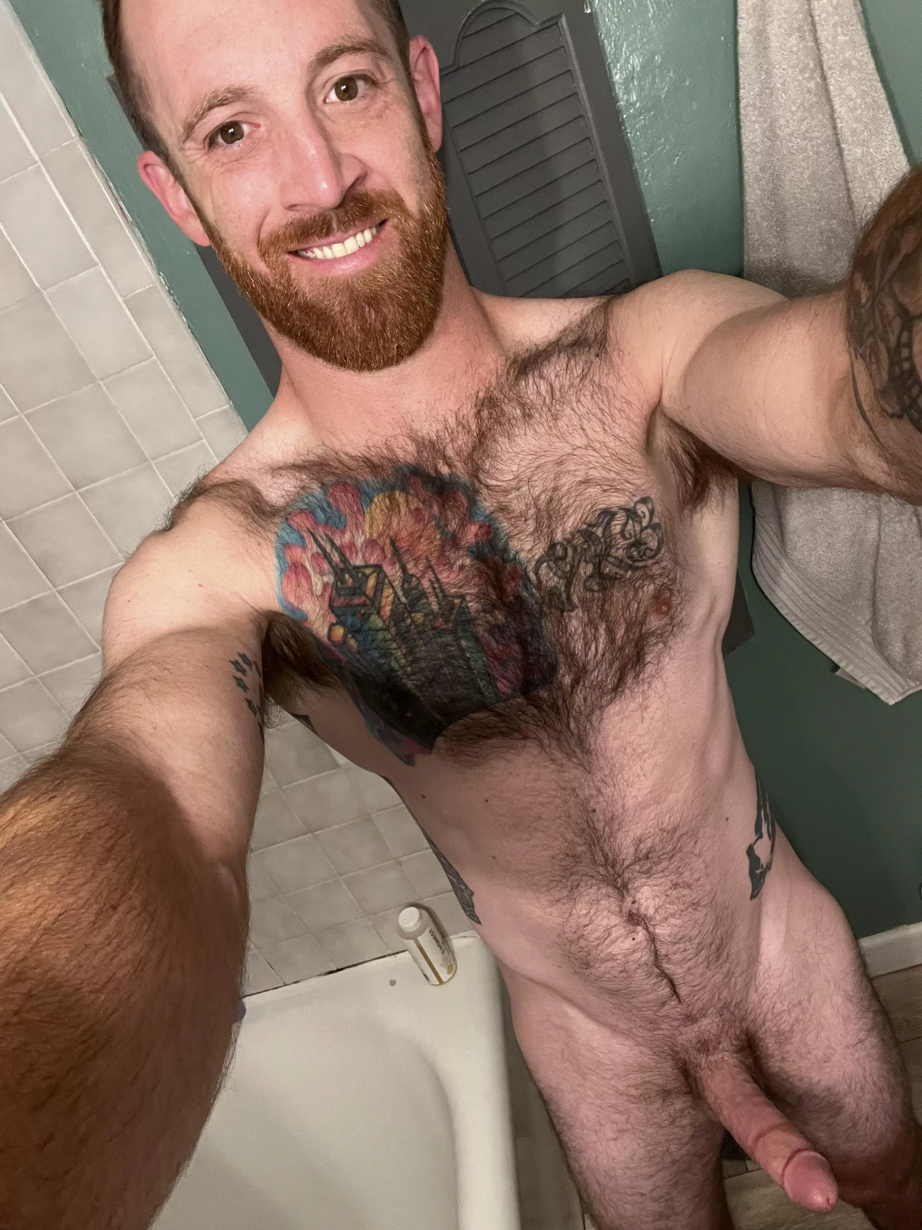 (32) smile for some cock 