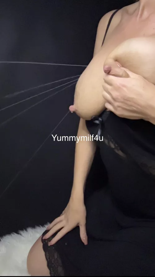 Auto lactation is so hot 