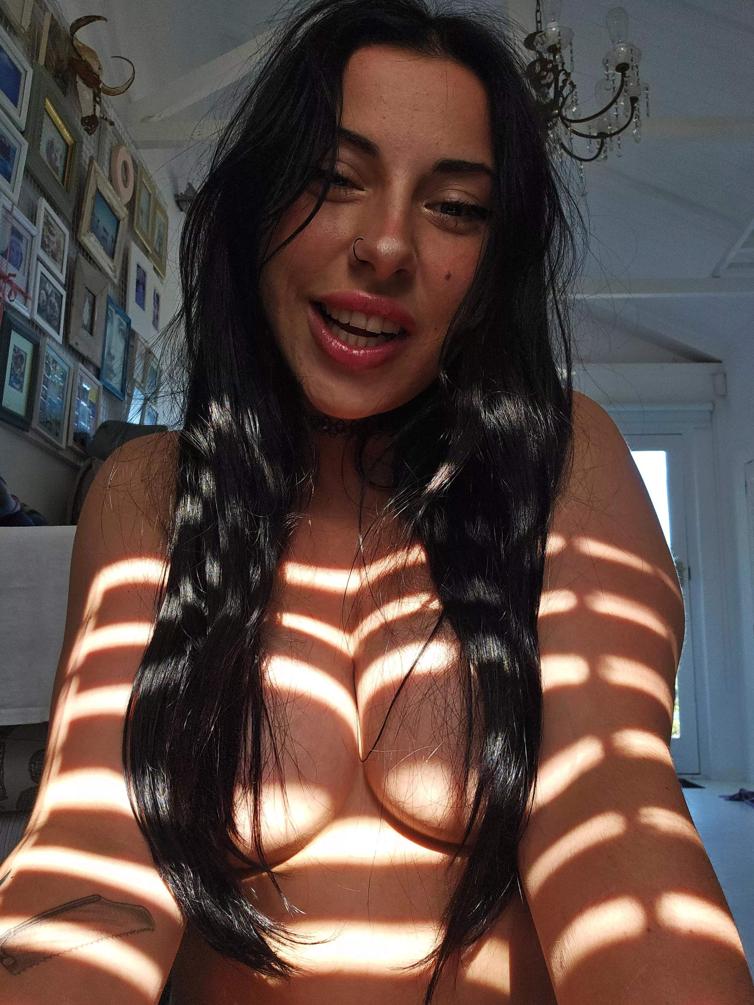 Before I suck ur dick u must answer 2 riddles ;)