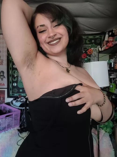 Bet you can't make me drop my dress :P