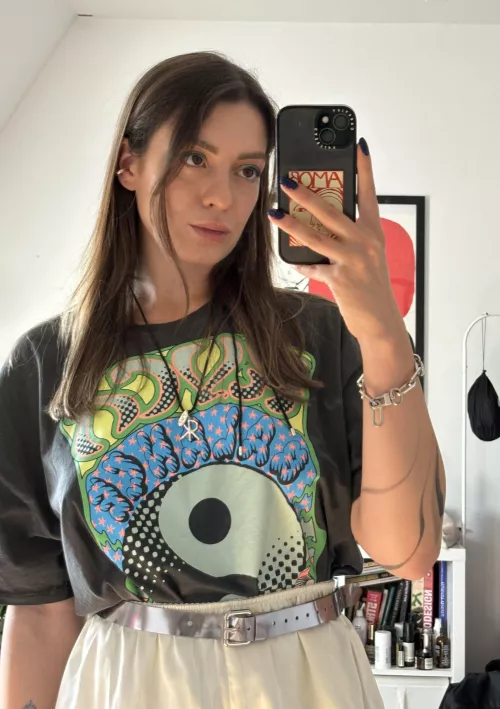 Clothes hide a lot, but your thoughts already see further