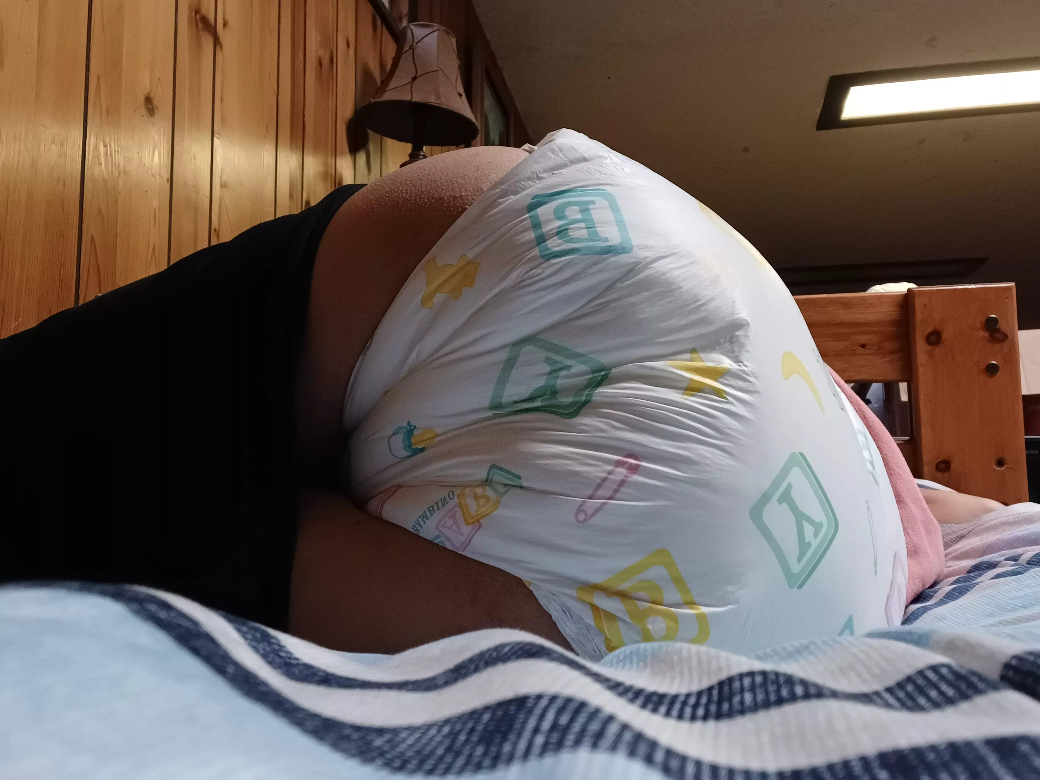 Diapered sleep is the best kind 😌