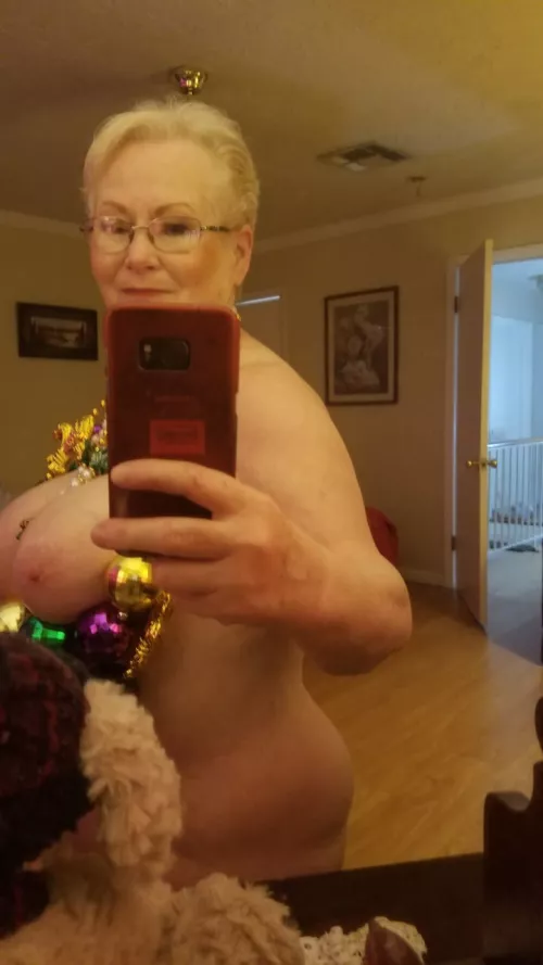 (F72 topless) These glasses make me look so old